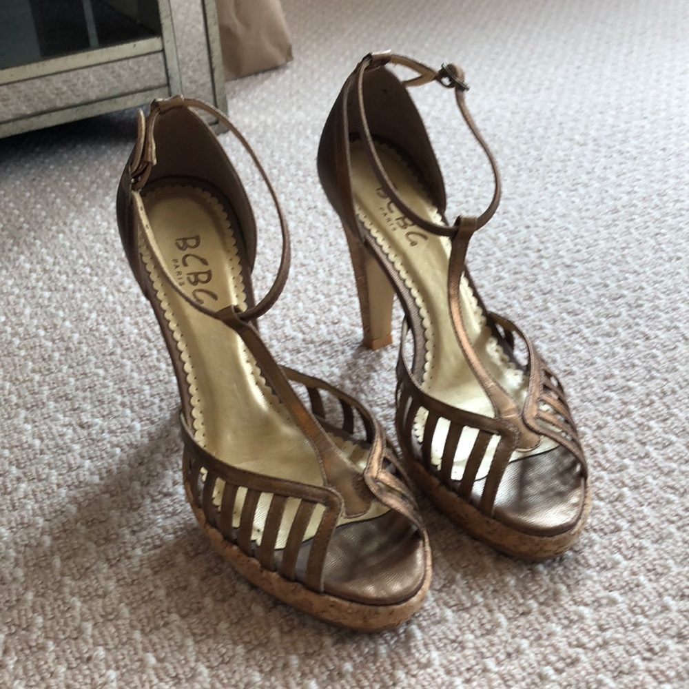 BCBG heel
